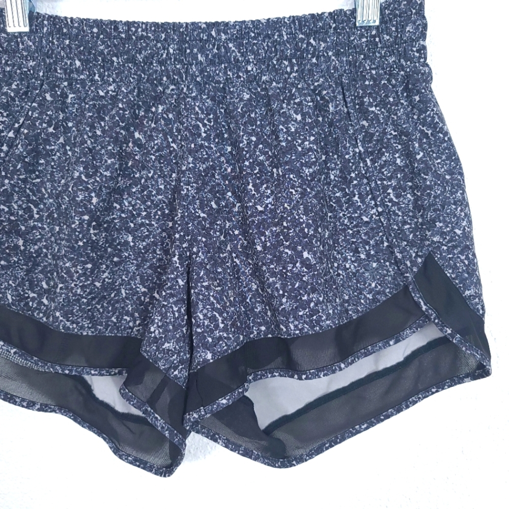 ATHLETA Printed Mesh Racer Run Shorts 4" - Picture 3 of 10